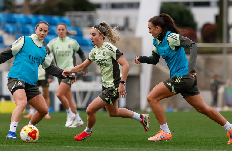 Último entrenamiento antes del partido de cuartos de la Copa
