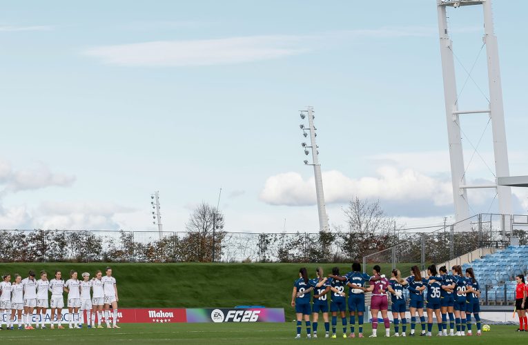Minuto de silencio en el Alfredo Di Stéfano por Manolín Bueno