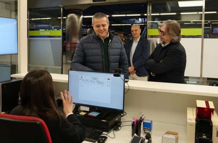 La Comunidad de Madrid alcanza un 9,8 en satisfacción del cliente en las oficinas de gestión del Consorcio Regional de Transportes