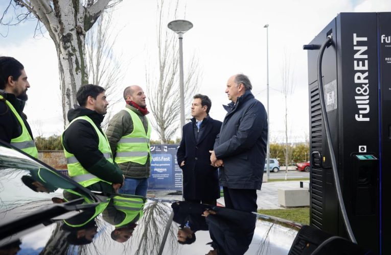 La Comunidad respalda un prototipo innovador de cargador ultrarrápido para vehículos eléctricos que ya se prueba en Las Rozas de Madrid