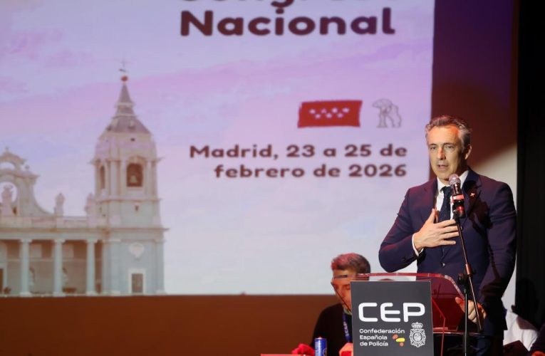 Novillo, distinguido por su apoyo a los agentes de Policía Nacional destinados en la Comunidad de Madrid