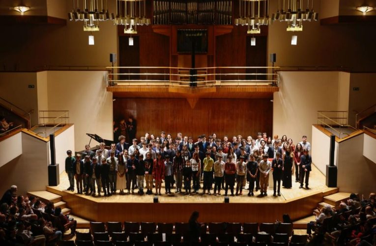 La Comunidad de Madrid reconoce el mérito y esfuerzo de sus alumnos con los Premios Extraordinarios de Educación