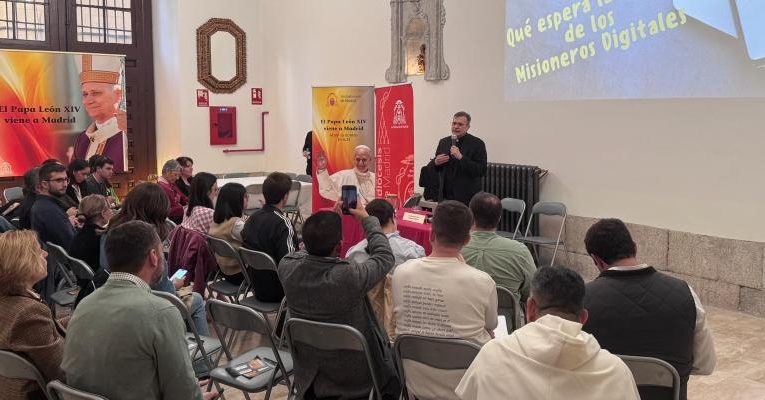 Archidiocesis de Madrid – La Iglesia de Madrid reúne a los misioneros digitales para preparar la visita del Papa León XIV: «Comunicar para reunir, crear comunión no dividir y no dividir»