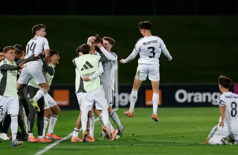 a por el pase a las semifinales de la Premier League International Cup