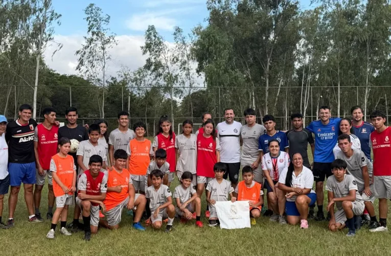 Formación para entrenadores de la escuela de la Fundación en Paraguay