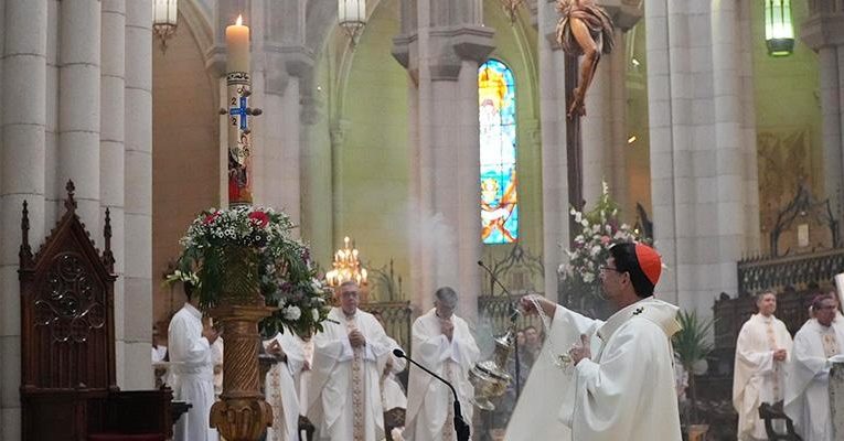 Archidiocesis de Madrid – El cardenal Cobo, en el Domingo de Resurrección: «Frente a la lógica de la violencia, la Pascua propone la lógica de la esperanza»