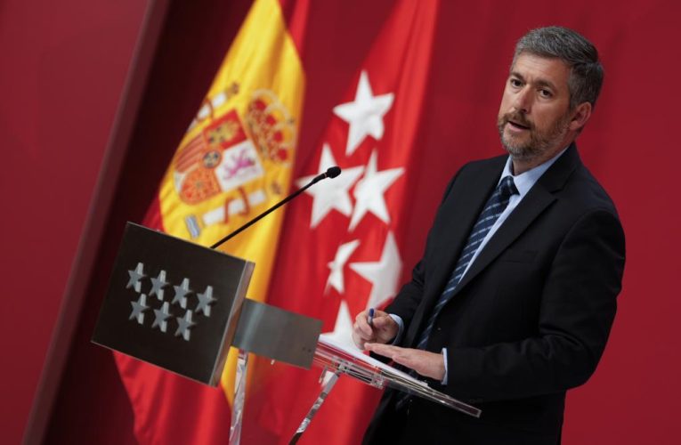 La Comunidad de Madrid invierte 74 millones para beneficiar a 30.000 alumnos con las becas de Bachillerato y Formación Profesional el próximo curso