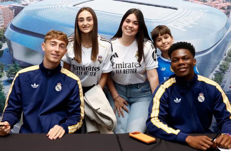 Tchouameni y Huijsen, protagonistas en la sesión de firmas en Barcelona