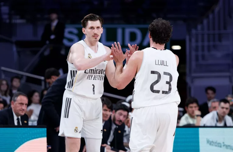 tercer duelo de la semana en el Movistar Arena