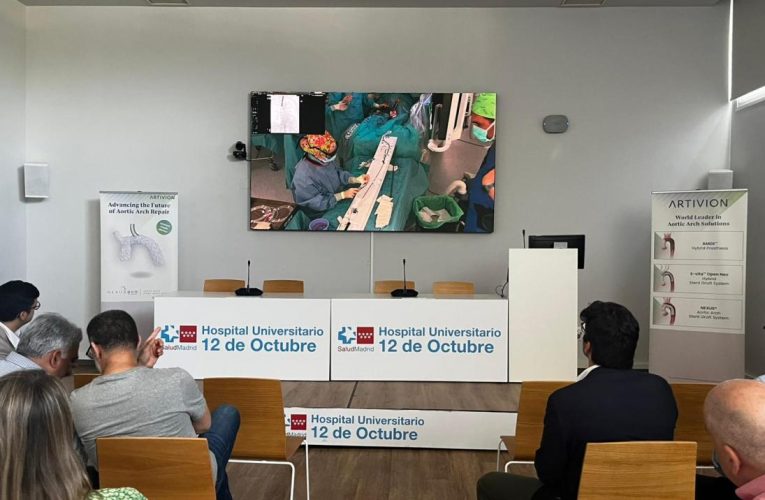 El Hospital público 12 de Octubre reúne a expertos internacionales para impulsar los avances en cirugía endovascular del arco aórtico