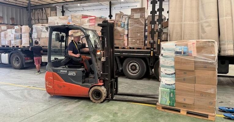 Archidiocesis de Madrid – La Cofradía de la Virgen del Valle agradece a los 700 voluntarios que hicieron posible el envío de más de 80 toneladas de ayuda humanitaria y de amor desde Madrid a Venezuela