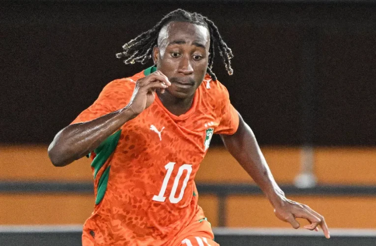Yan Diomande gana a Somalia con Costa de Marfil