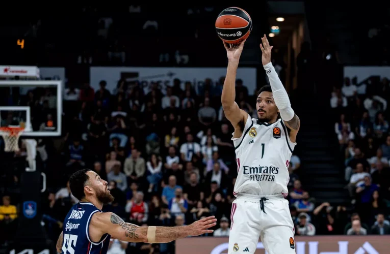 Nick Smith Jr. debuta en partido oficial con el Real Madrid