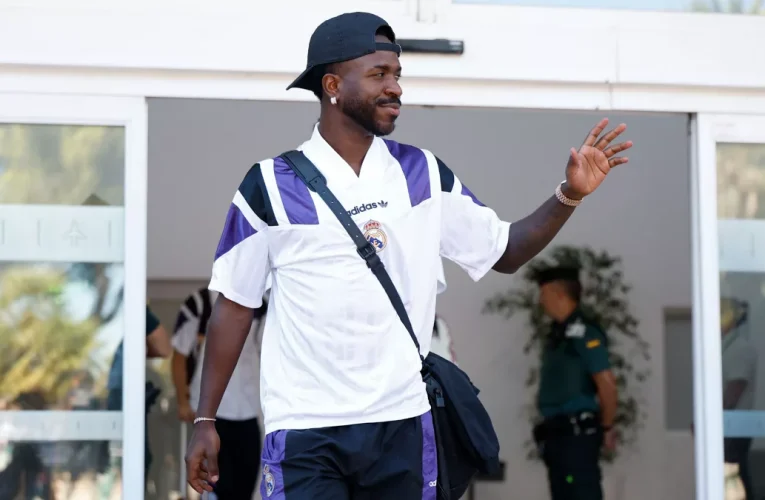 Así fue la llegada del Real Madrid a Elche