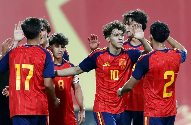Thiago Pitarch marca en la victoria de España sub-20 frente a México